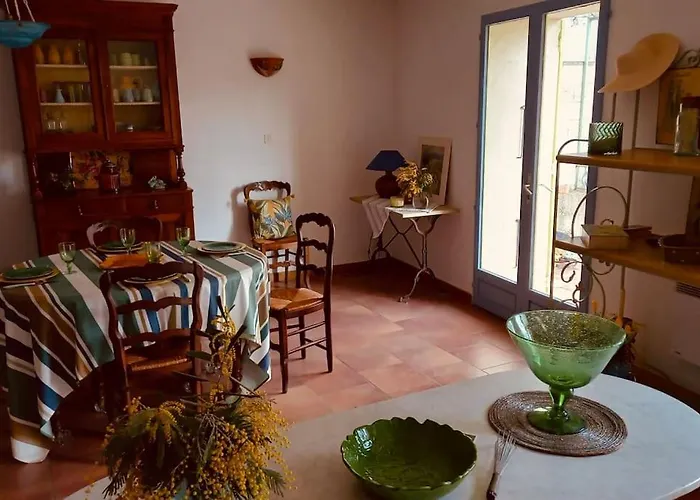 Maison Provencale Les Glycines